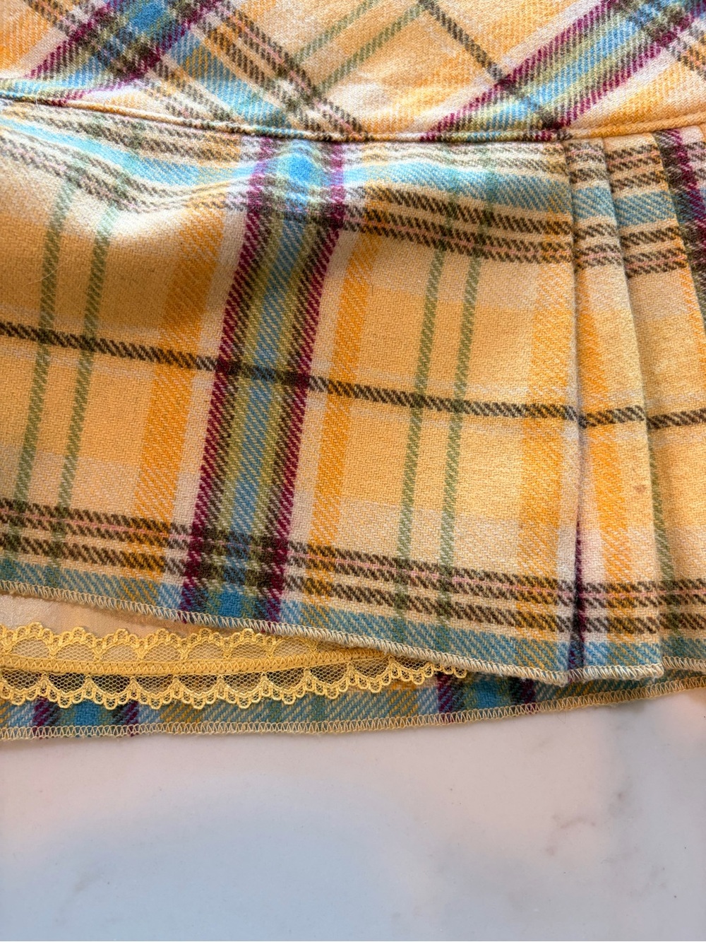 Abercrombie & Fitch Vintage Yellow Plaid Skirt - Picture 3 of 6